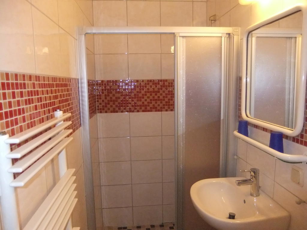 Hotel Adriatic Laatzen Room photo